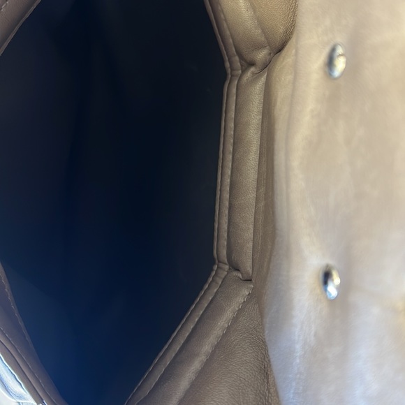 🌸Balenciaga Leather Stingray Accordion Satchel handbag - Picture 11 of 16